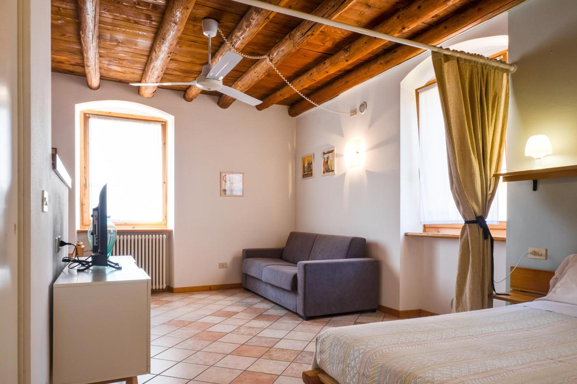 Agriturismo Le Ginestre Lazise Extérieur photo